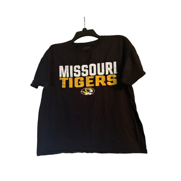 GUC Hanes Missouri Tigers Black Tee Shirt University College Size Medium 38/40 - Picture 1 of 6